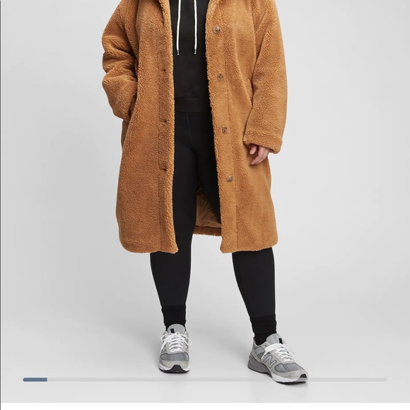 Gap Size Medium Sherpa Jacket in Camel - Picture 5 of 7